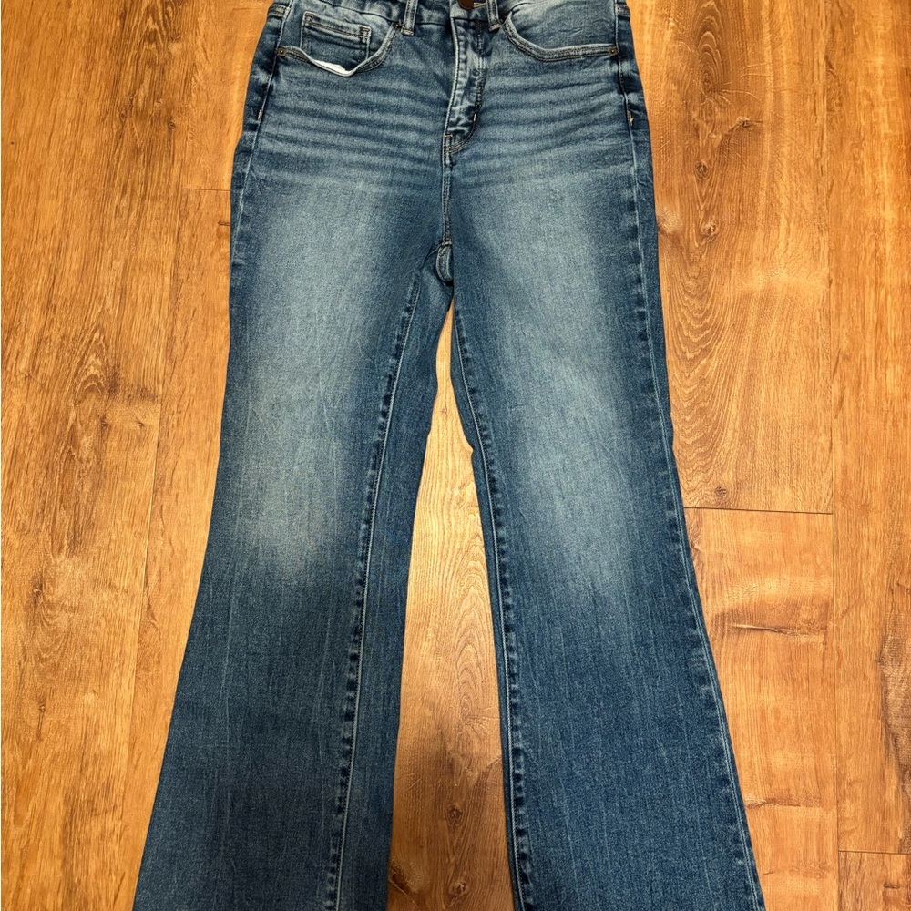 BKE Flare Women's Jeans in Classic Blue
